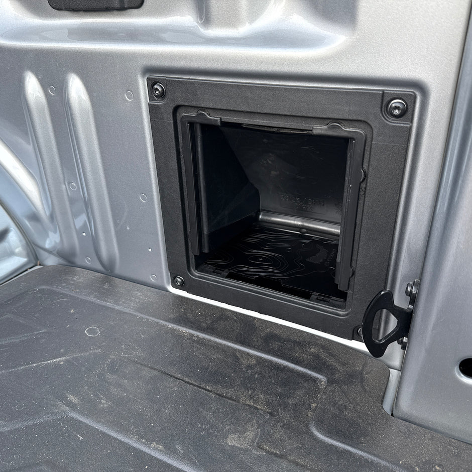 LIGHTNING – Bucking Rabbit Co.