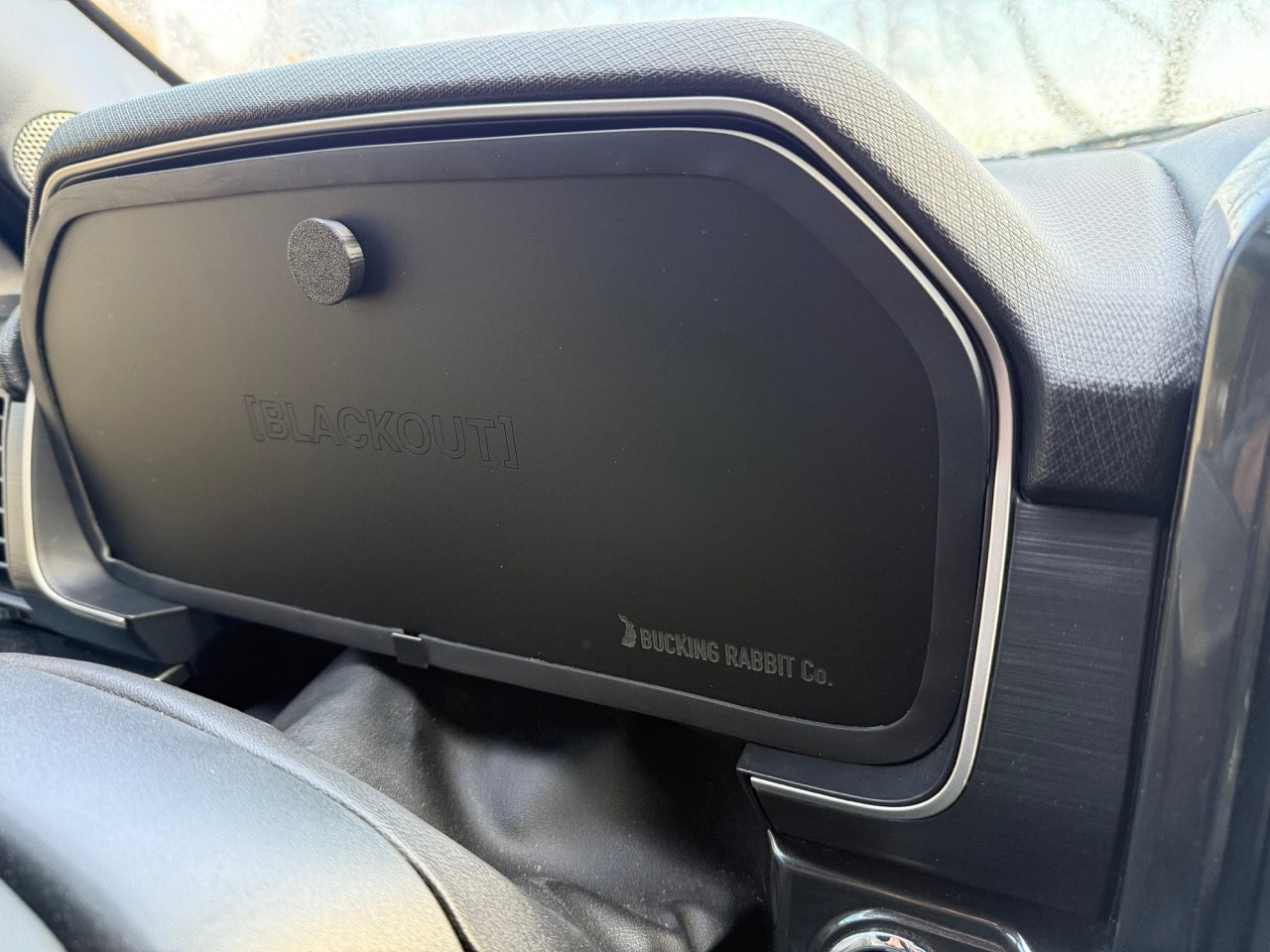 BLACK RABBiT　お座り Fire pattern GR×BK Rabbit Chair by Qeeboo • room service 360°